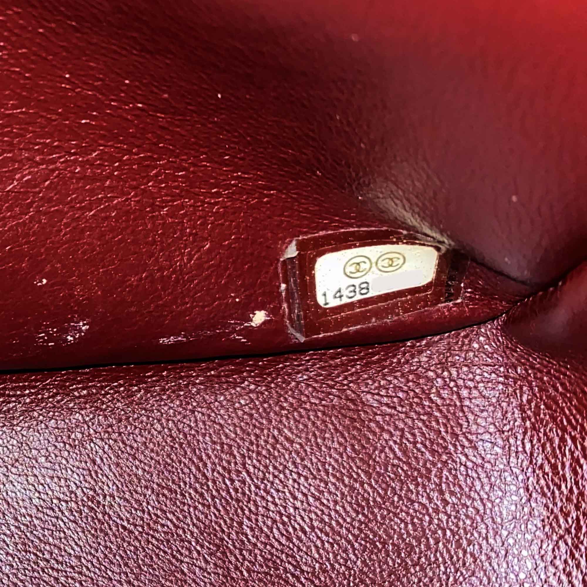 Classic Maxi Double Flap Bag - CHANEL - Affordable Luxury image