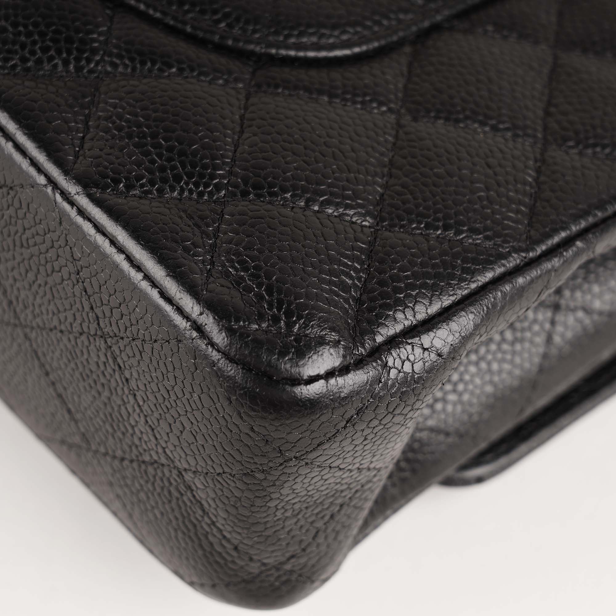 Classic Medium Double Flap - CHANEL - Affordable Luxury image
