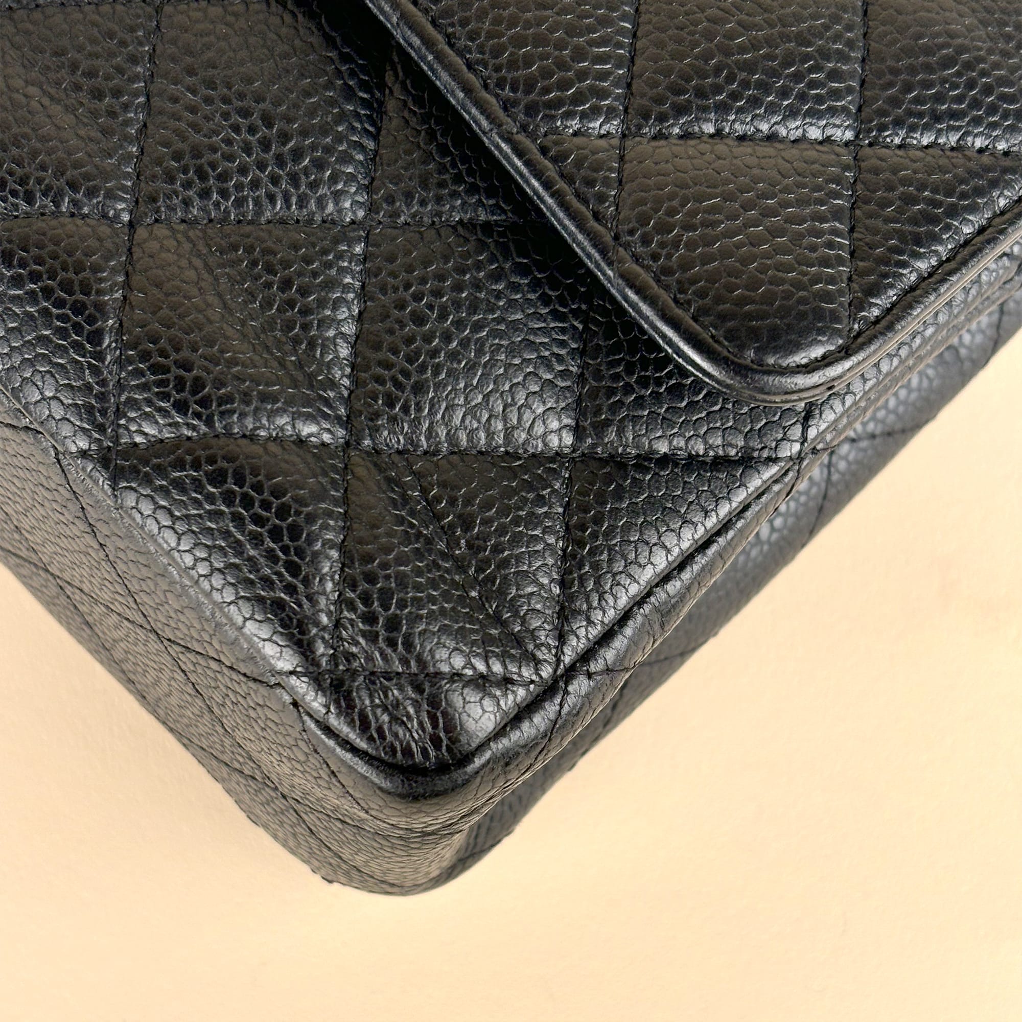 Classic Medium Double Flap - CHANEL - Affordable Luxury image