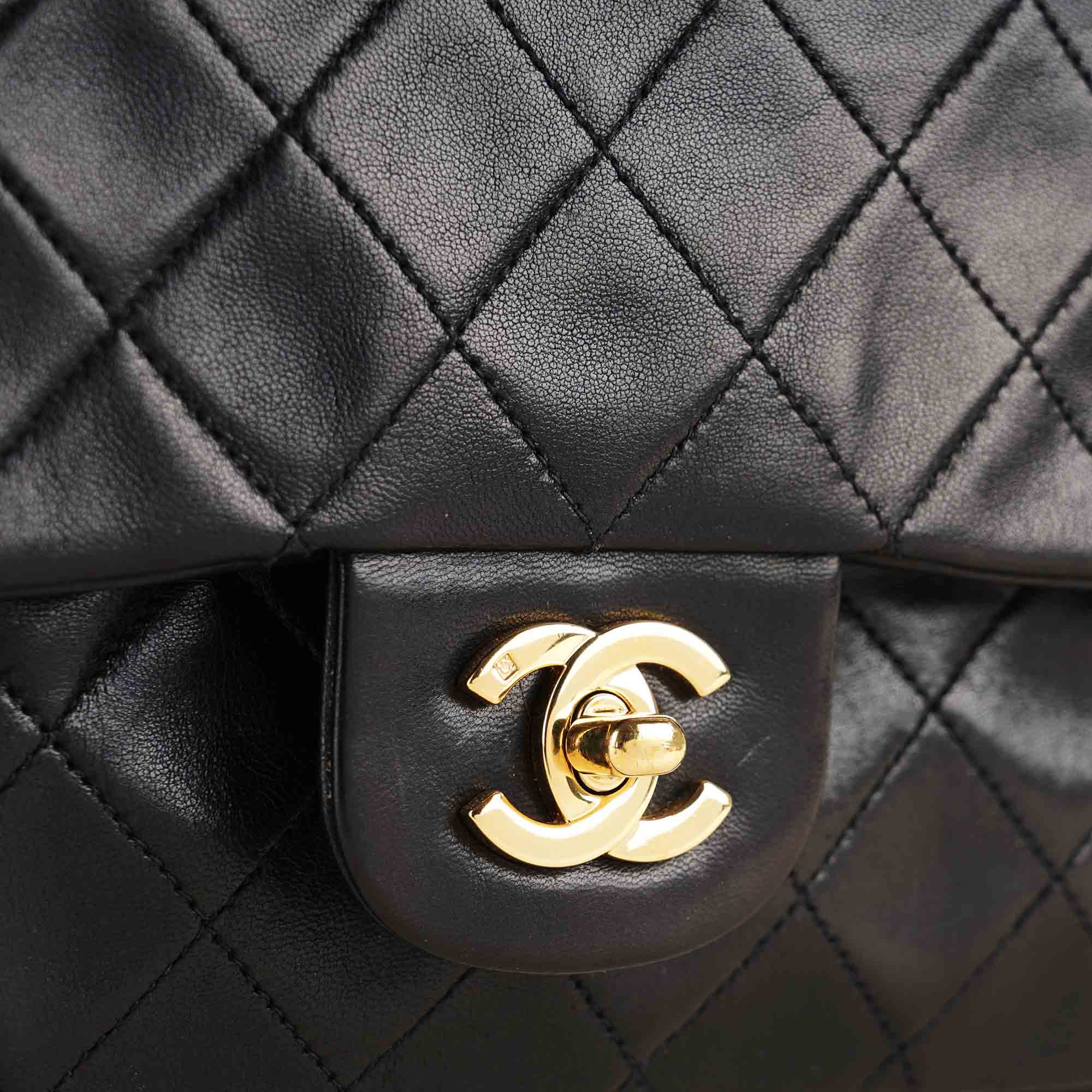 Classic Medium Double Flap - CHANEL - Affordable Luxury image