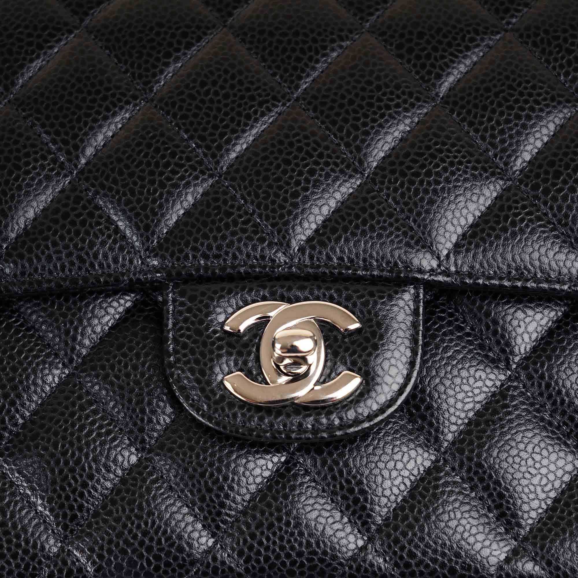 Classic Medium Double Flap - CHANEL - Affordable Luxury image