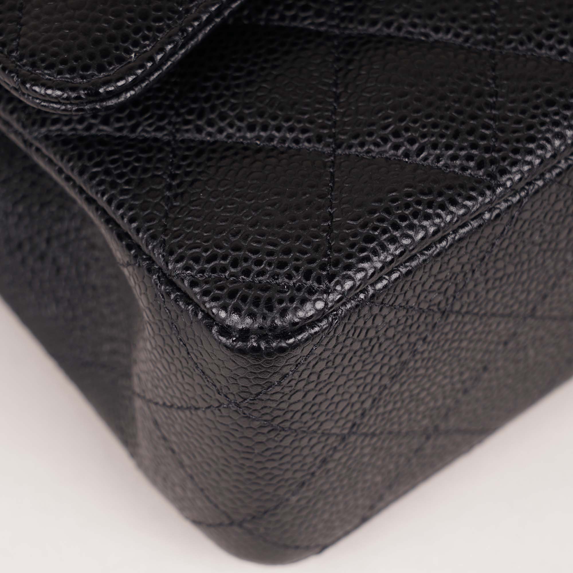 Classic Medium Double Flap Bag 2021 - CHANEL - Affordable Luxury image
