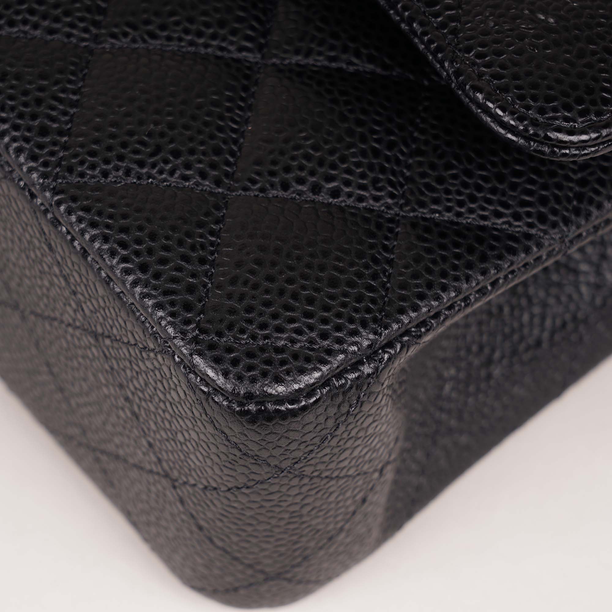 Classic Medium Double Flap Bag 2021 - CHANEL - Affordable Luxury image