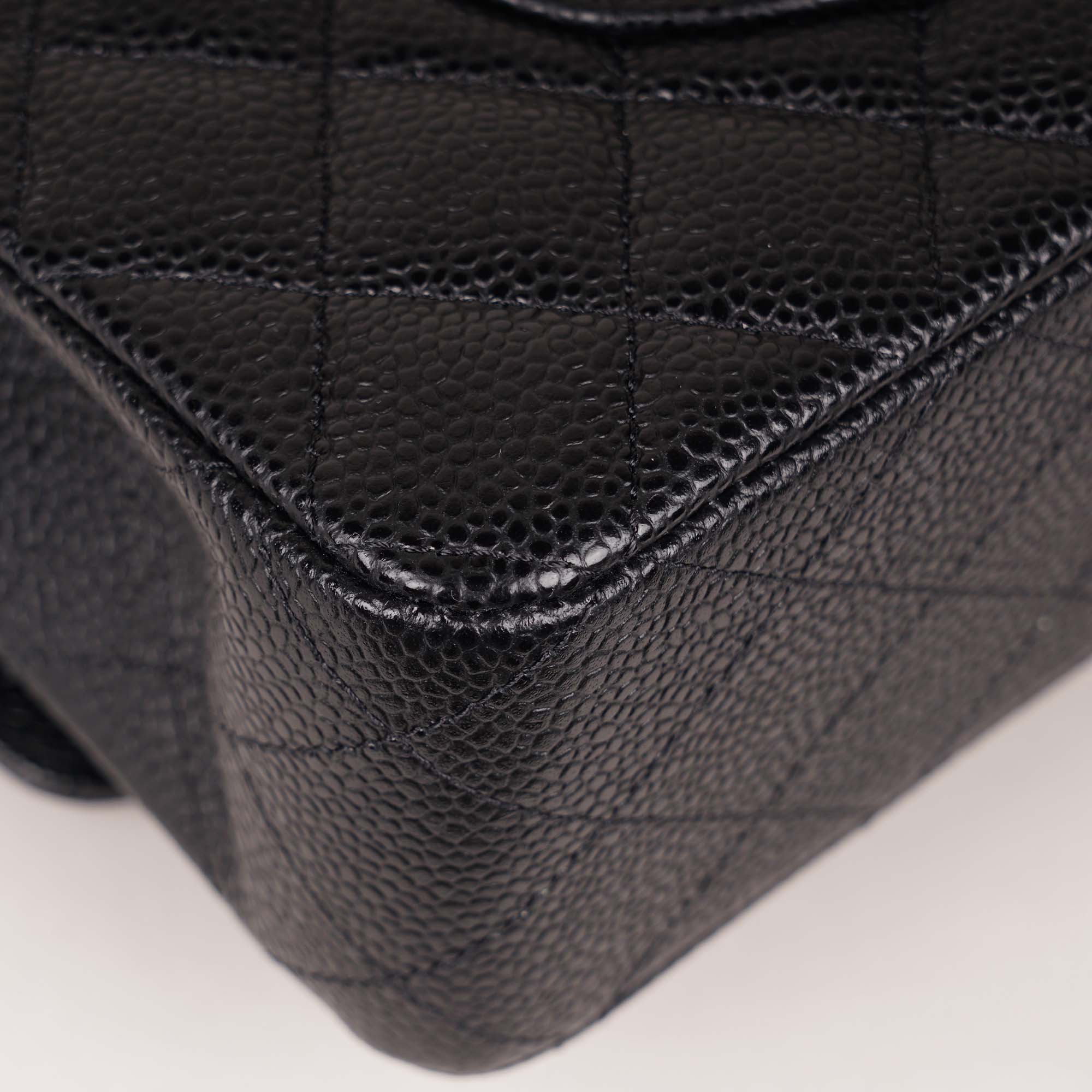 Classic Medium Double Flap Bag 2021 - CHANEL - Affordable Luxury image