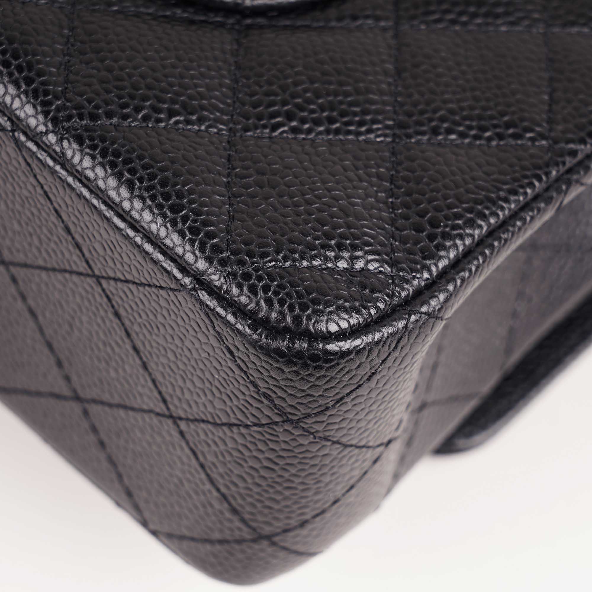 Classic Medium Double Flap Bag 2023 - CHANEL - Affordable Luxury image