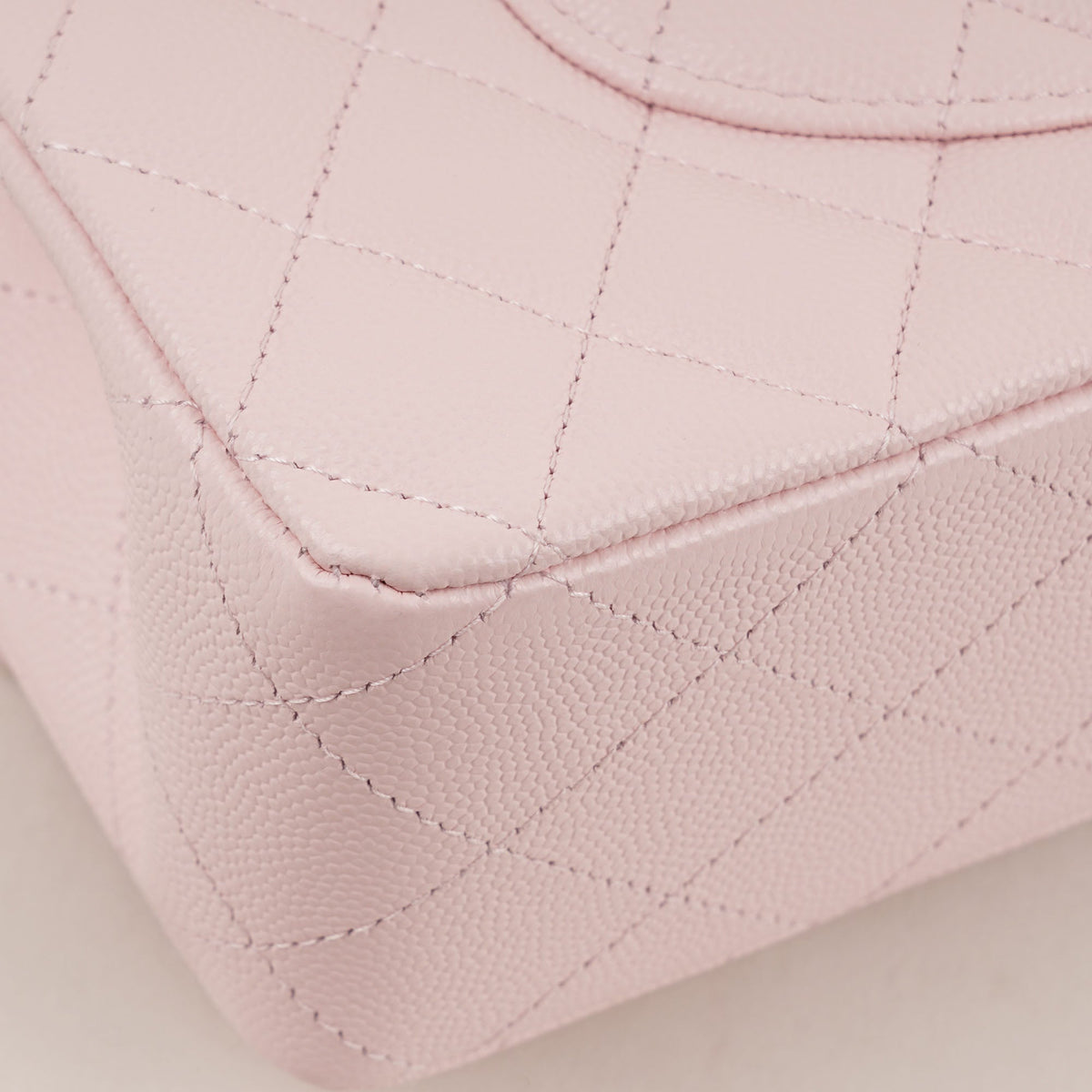 Classic Medium Double Flap Bag Powder Pink 2022 - CHANEL - Affordable Luxury image