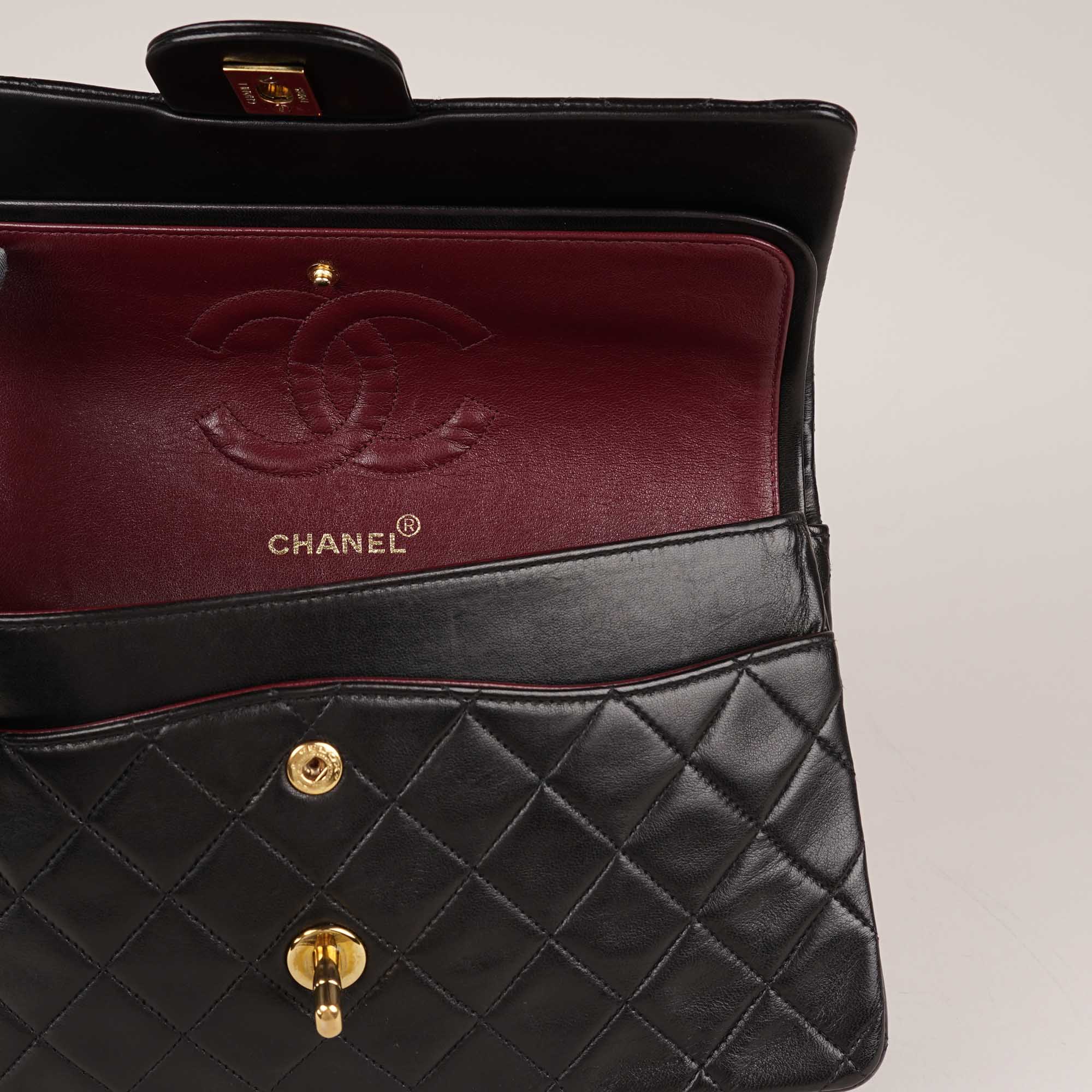 Classic Medium Vintage Double Flap Bag - CHANEL - Affordable Luxury image