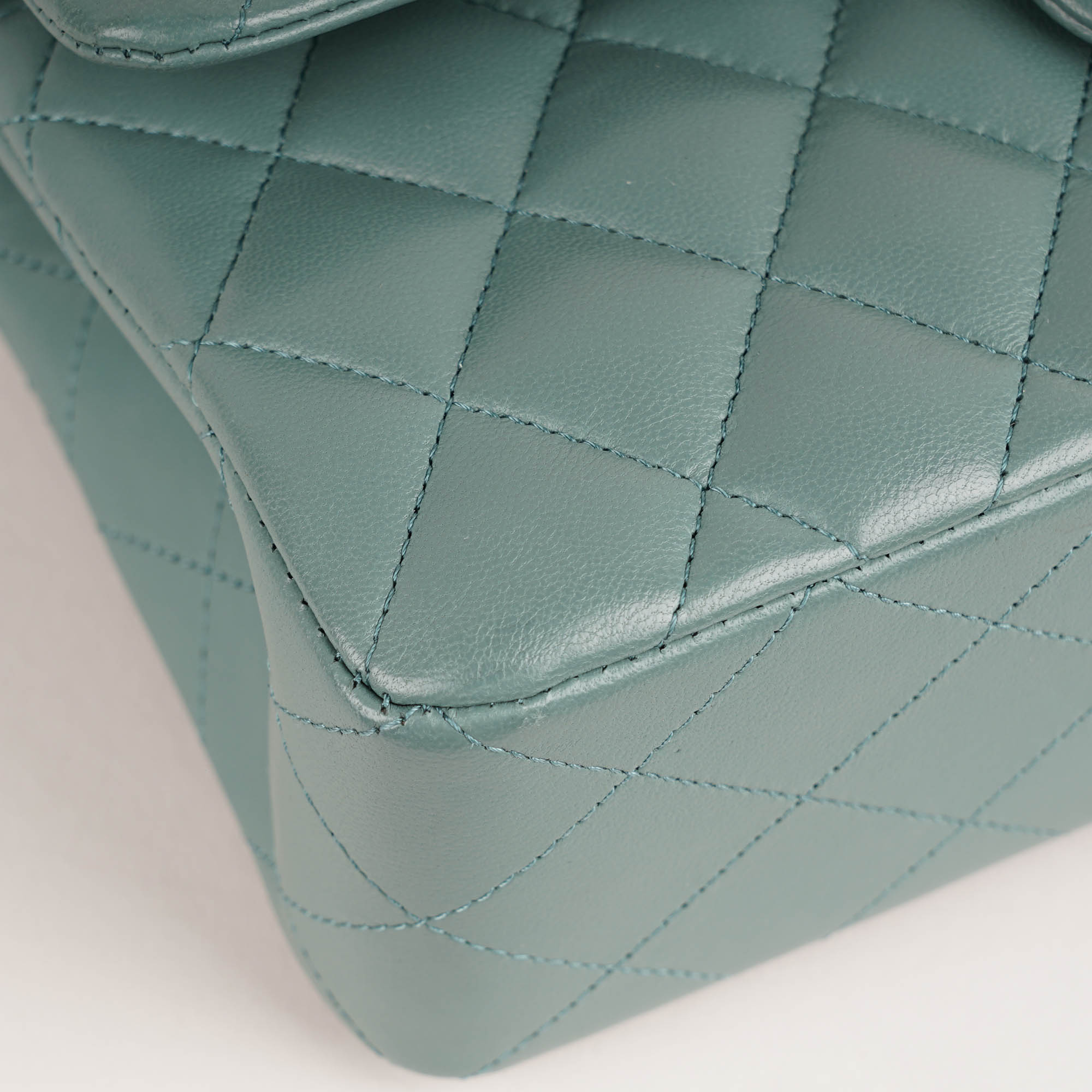 Classic Small Double Flap Bag 2023 - CHANEL - Affordable Luxury image