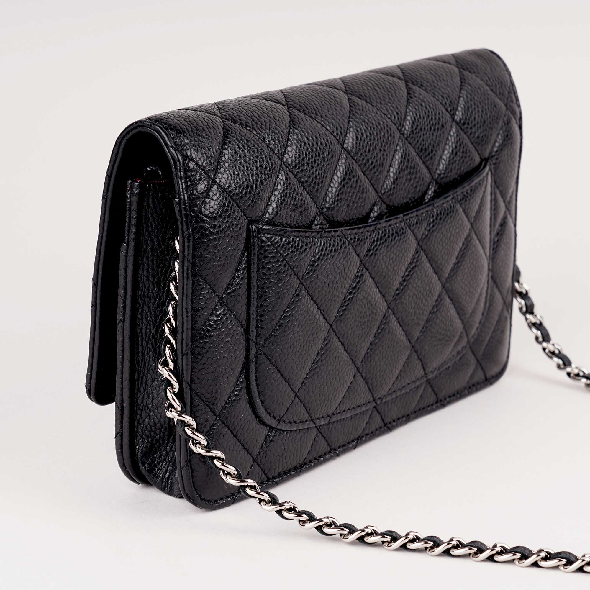 Classic Wallet on Chain - CHANEL - Affordable Luxury image