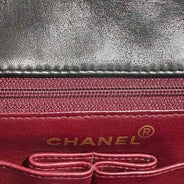 Classic Wallet on Chain - CHANEL - Affordable Luxury thumbnail image