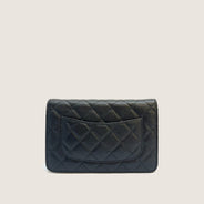 Classic Wallet on Chain - CHANEL - Affordable Luxury thumbnail image