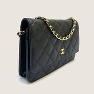 Classic Wallet on Chain - CHANEL - Affordable Luxury thumbnail image