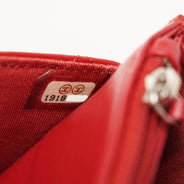 Classic Wallet on Chain - CHANEL - Affordable Luxury thumbnail image