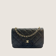 Classic Wallet on Chain - CHANEL - Affordable Luxury thumbnail image