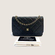 Classic Wallet on Chain - CHANEL - Affordable Luxury thumbnail image