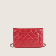 Classic Wallet on Chain - CHANEL - Affordable Luxury thumbnail image