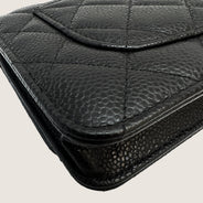 Classic Wallet on Chain - CHANEL - Affordable Luxury thumbnail image