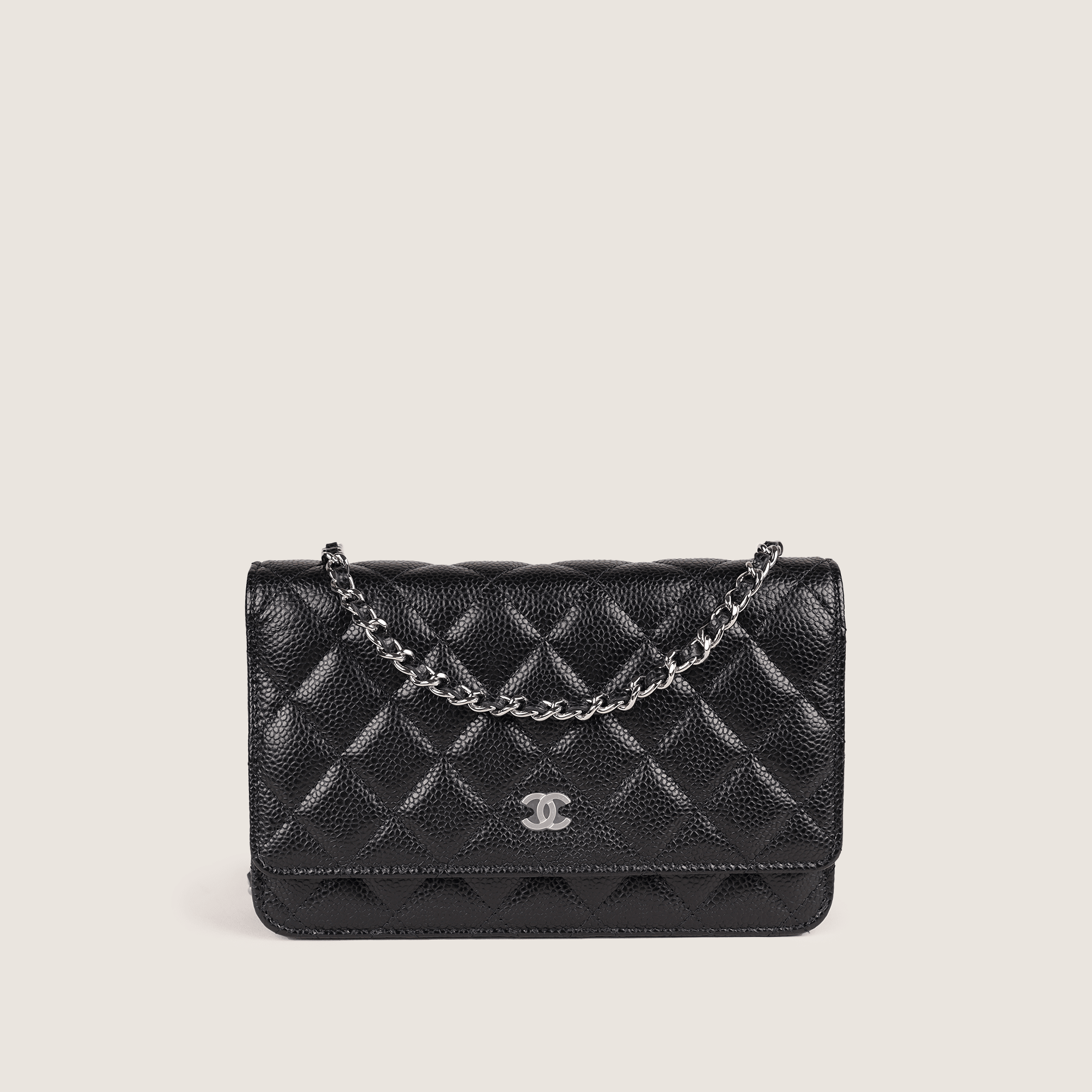 Classic Wallet on Chain - CHANEL - Affordable Luxury