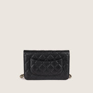 Classic Wallet On Chain - CHANEL - Affordable Luxury thumbnail image