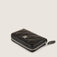 Classic Zipped Coin Purse - CHANEL - Affordable Luxury thumbnail image