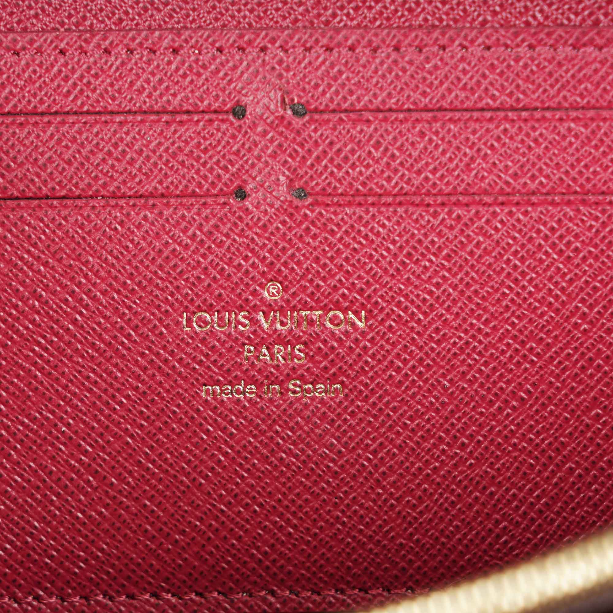 Clémence Wallet - LOUIS VUITTON - Affordable Luxury image