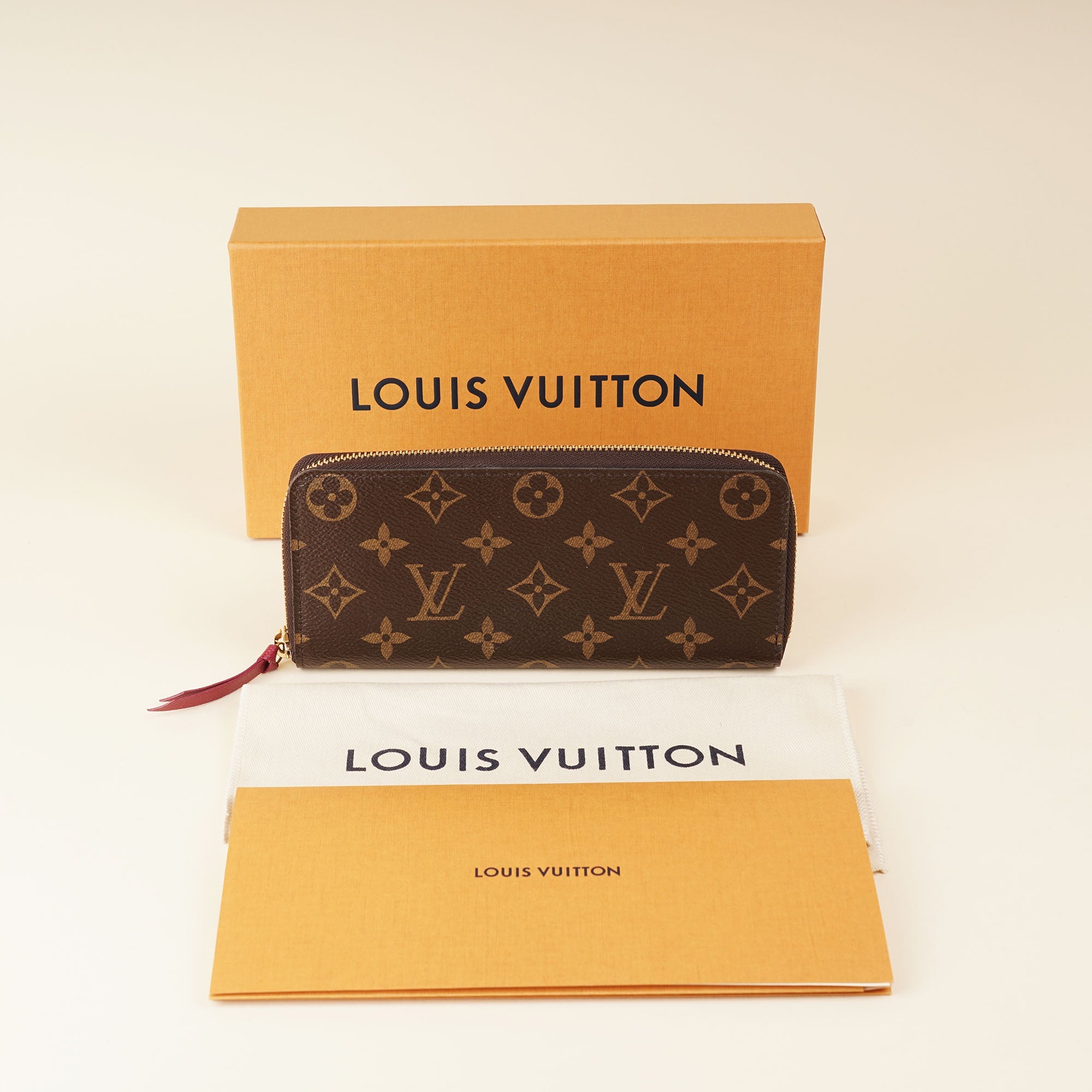 Clémence Wallet - LOUIS VUITTON - Affordable Luxury image