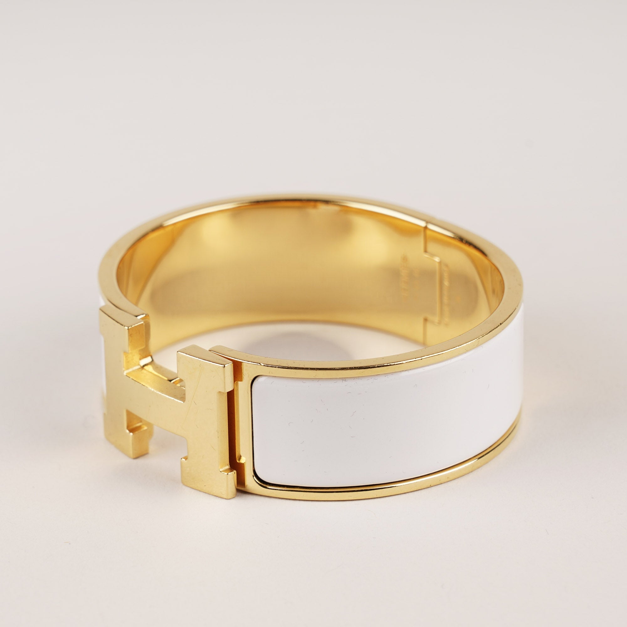 Clic Clac H Bracelet - HERMÈS - Affordable Luxury image