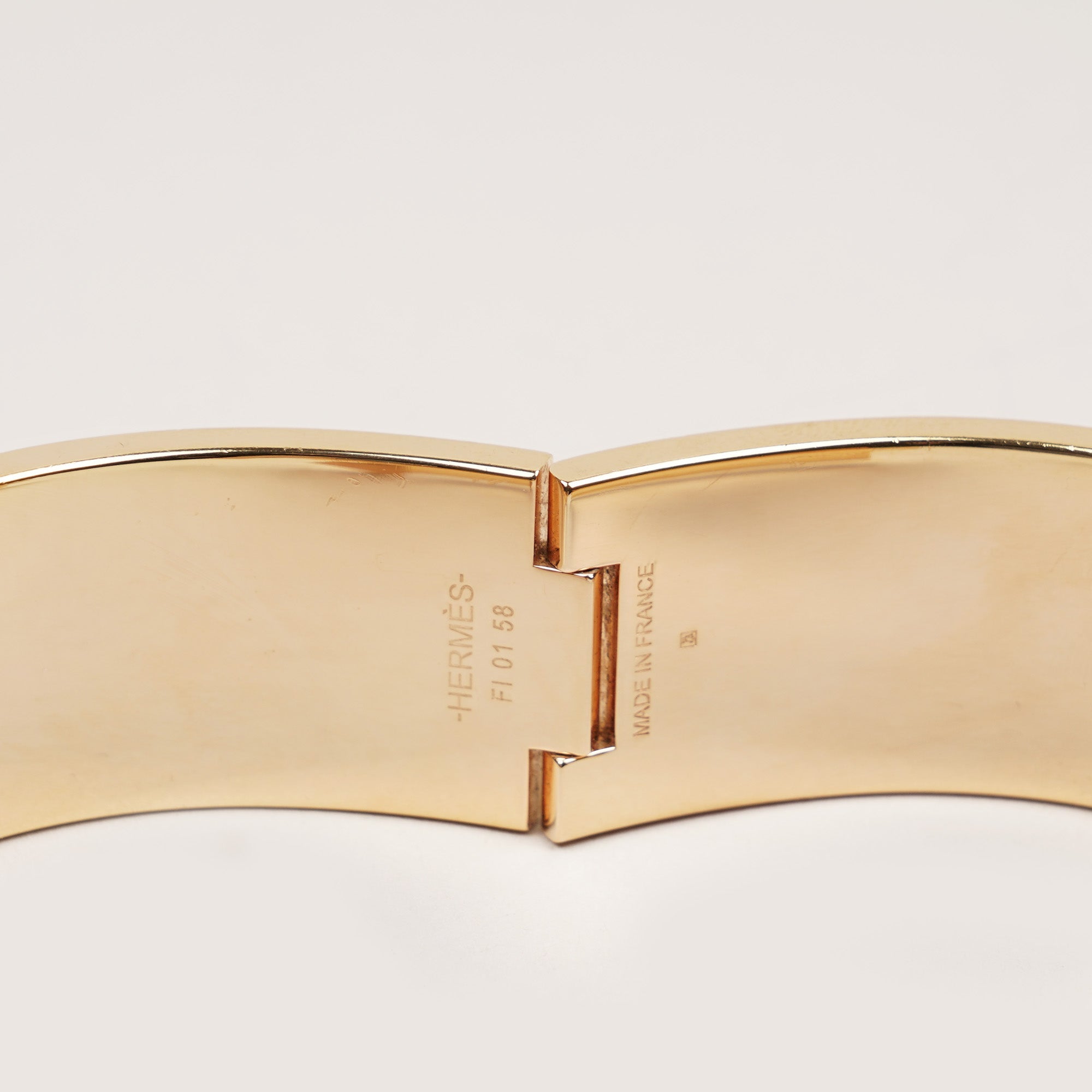 Clic H Bracelet - HERMÈS - Affordable Luxury image