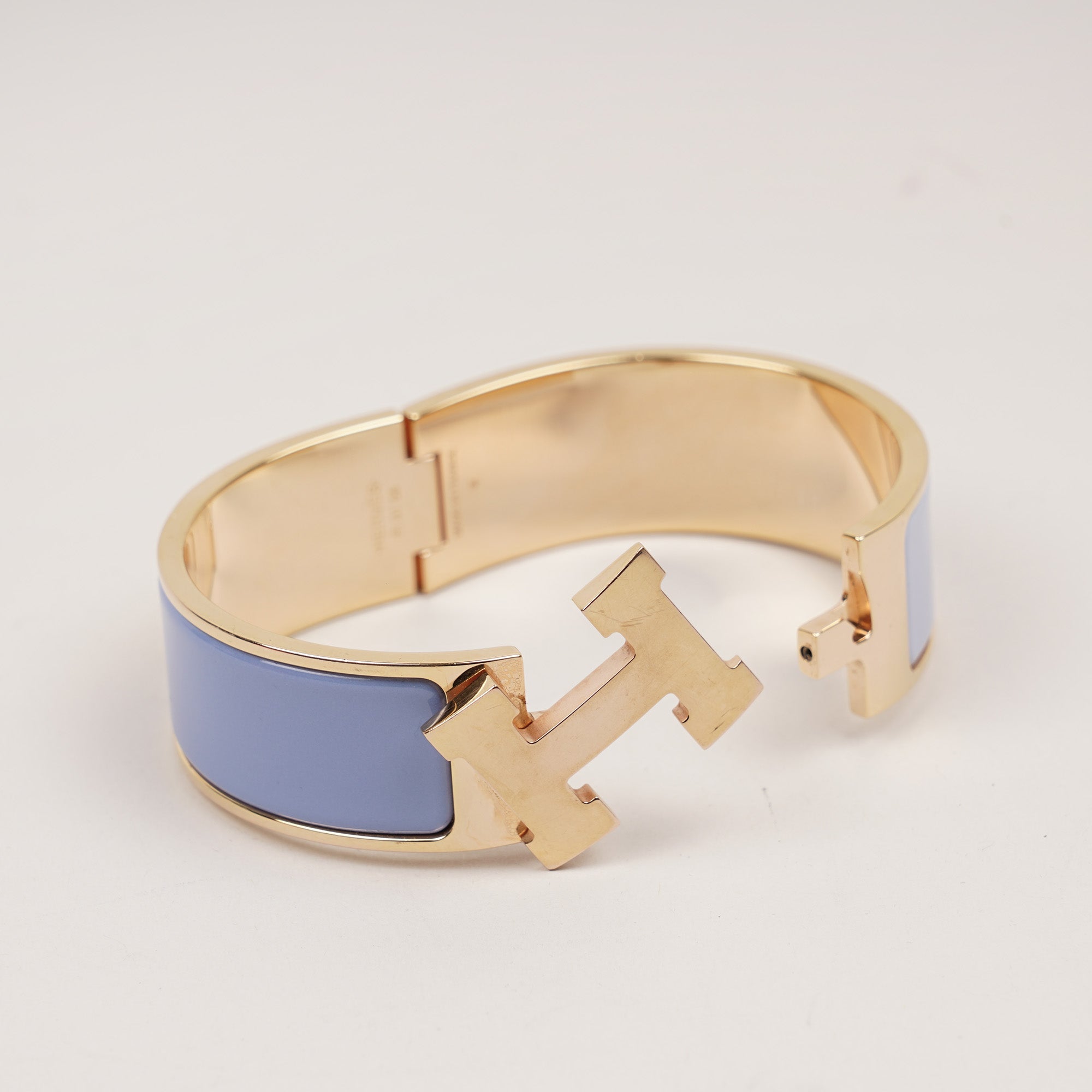 Clic H Bracelet - HERMÈS - Affordable Luxury image