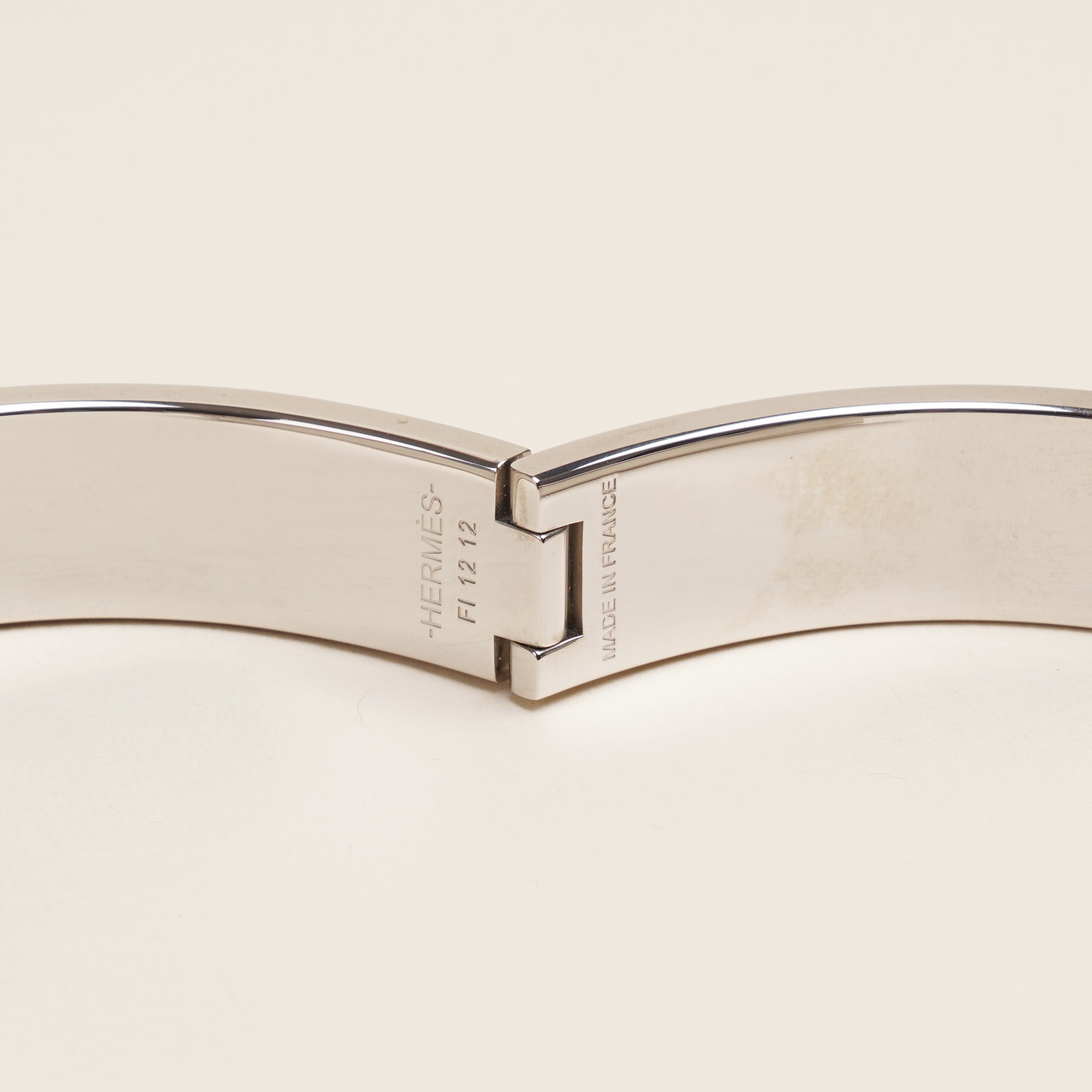 Clic H Bracelet PM - HERMÈS - Affordable Luxury image