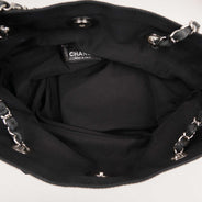 Cloth Bag - CHANEL - Affordable Luxury thumbnail image