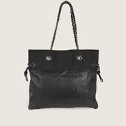 Cloth Bag - CHANEL - Affordable Luxury thumbnail image