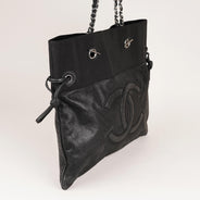 Cloth Bag - CHANEL - Affordable Luxury thumbnail image
