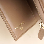 Compact Zipped Wallet - CHANEL - Affordable Luxury thumbnail image