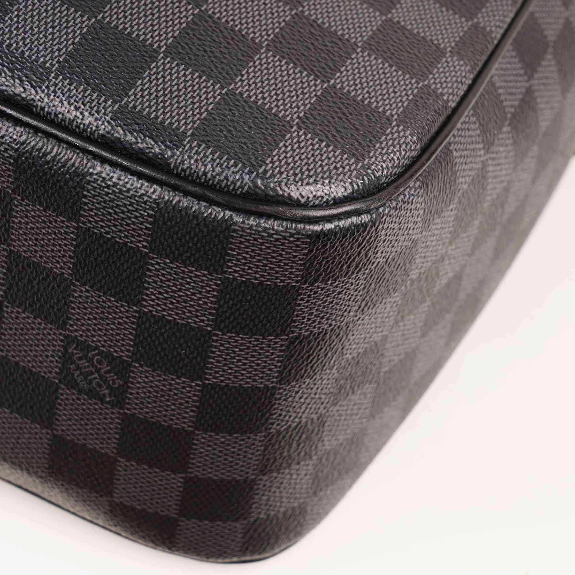 Computer Bag - LOUIS VUITTON - Affordable Luxury image