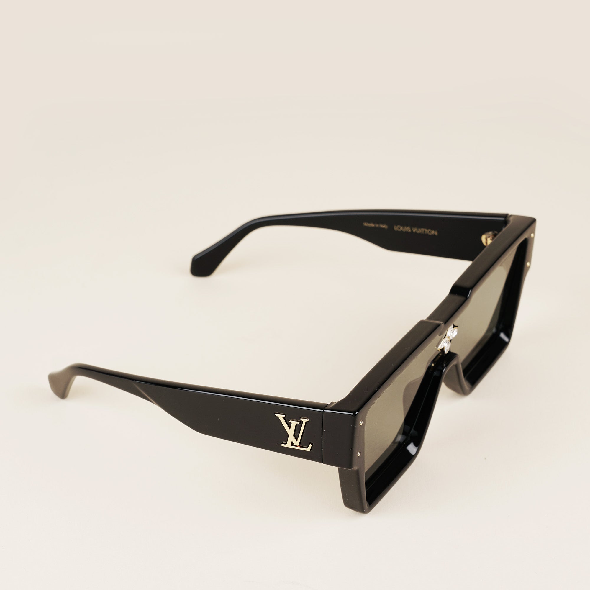 Cyclone Sunglasses - LOUIS VUITTON - Affordable Luxury image