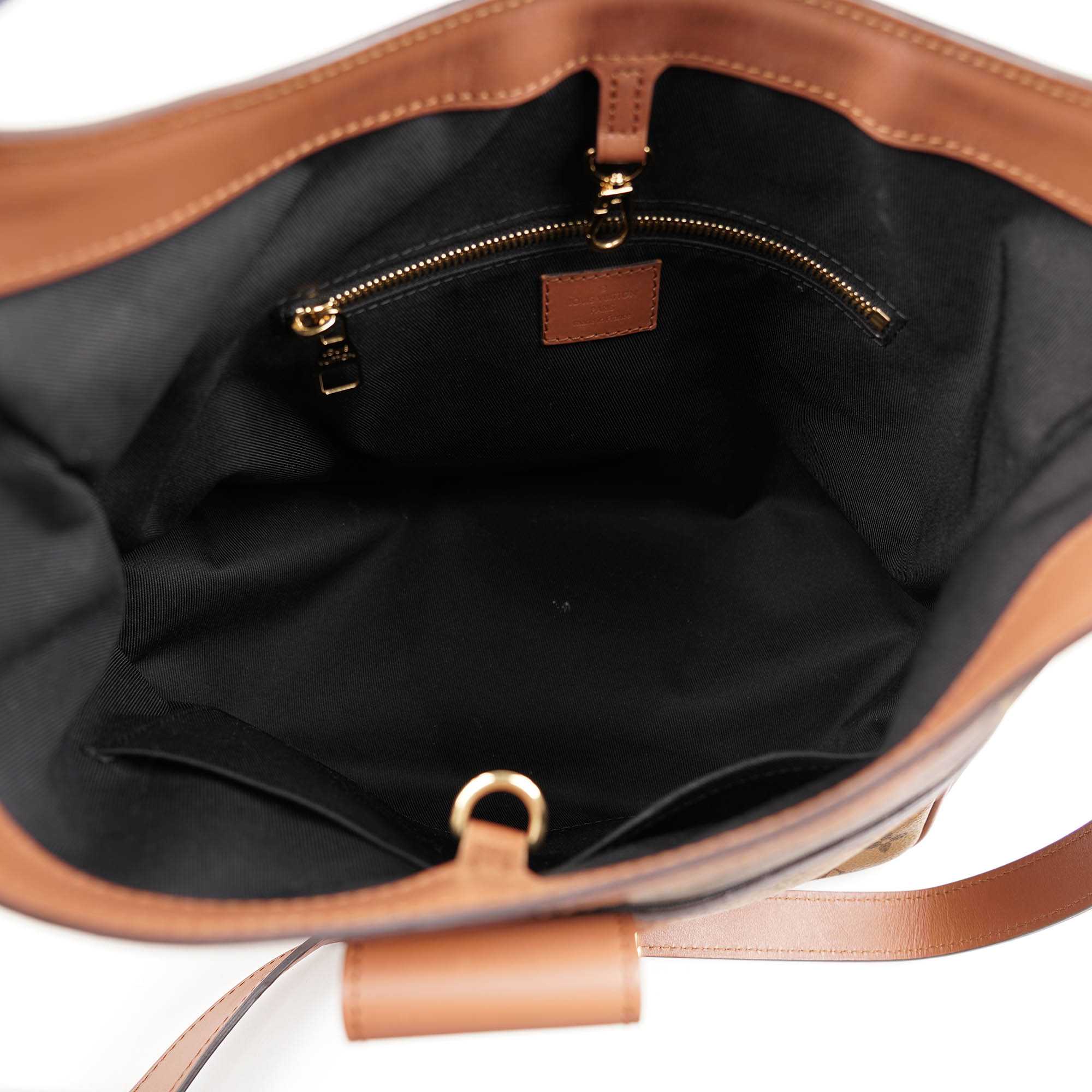 Dauphine Hobo Bag - LOUIS VUITTON - Affordable Luxury image