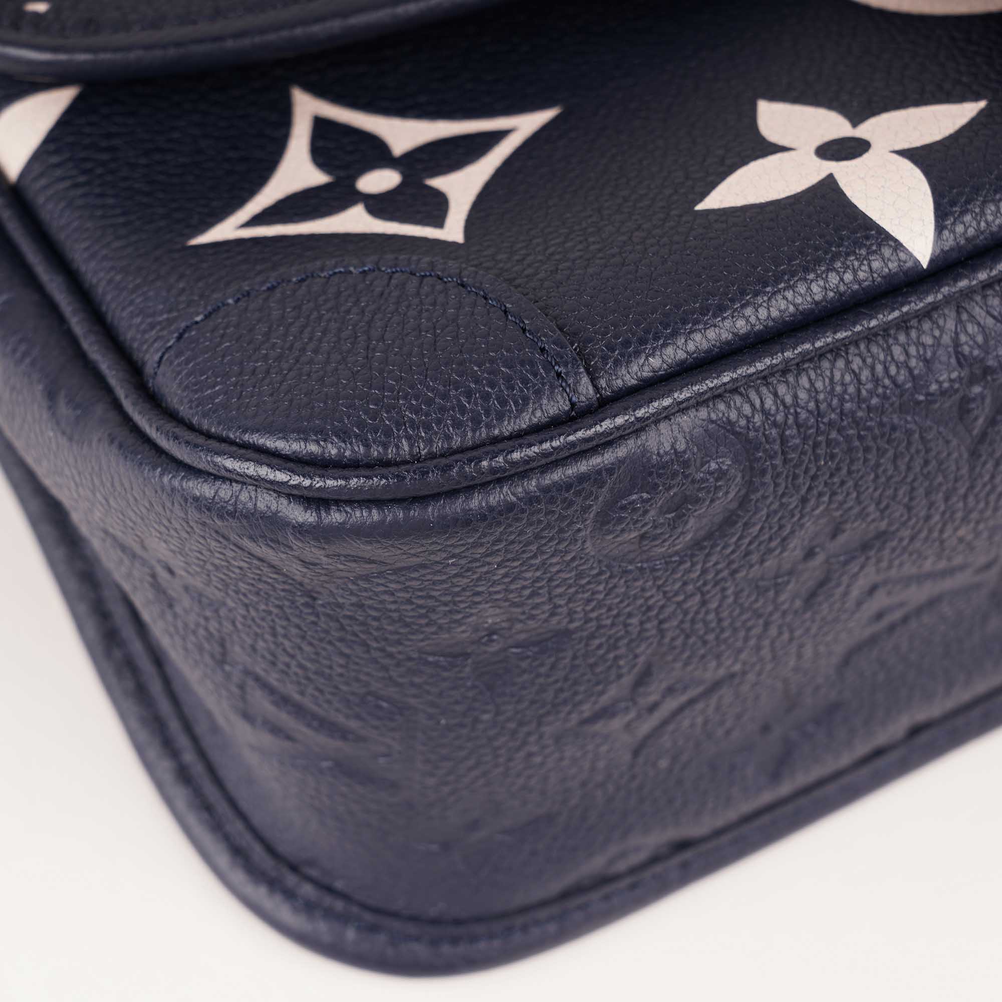 Diane Satchel Bicolor Bag - LOUIS VUITTON - Affordable Luxury image