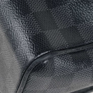 District PM Messenger - LOUIS VUITTON - Affordable Luxury thumbnail image