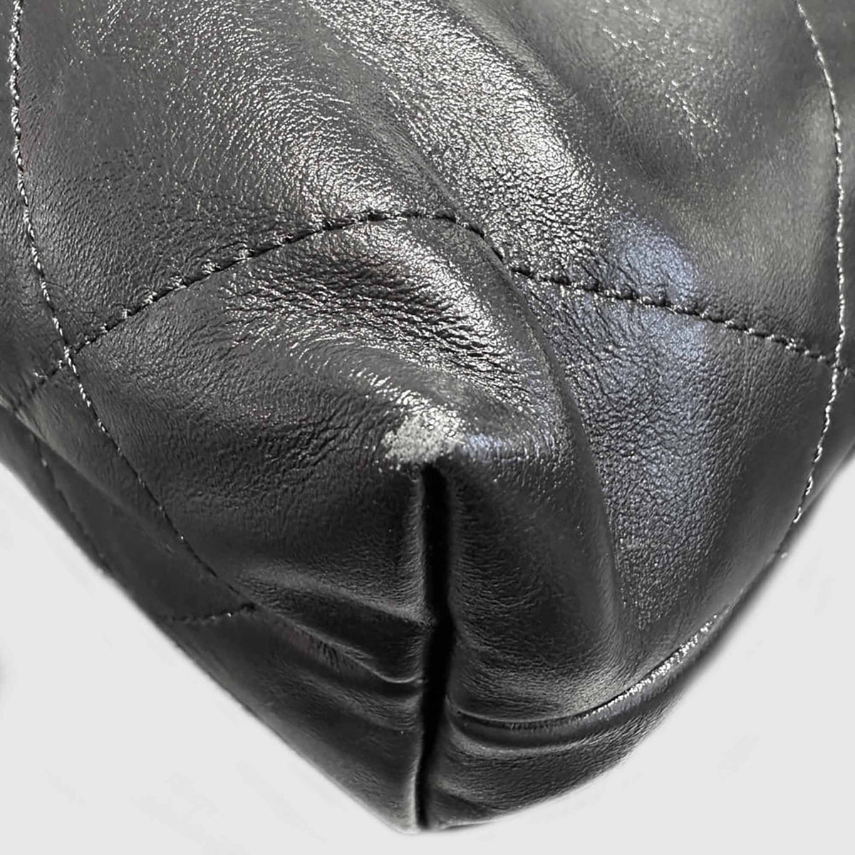 22 Handbag image