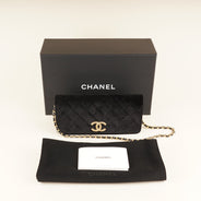 East West Full Flap - CHANEL - Affordable Luxury thumbnail image