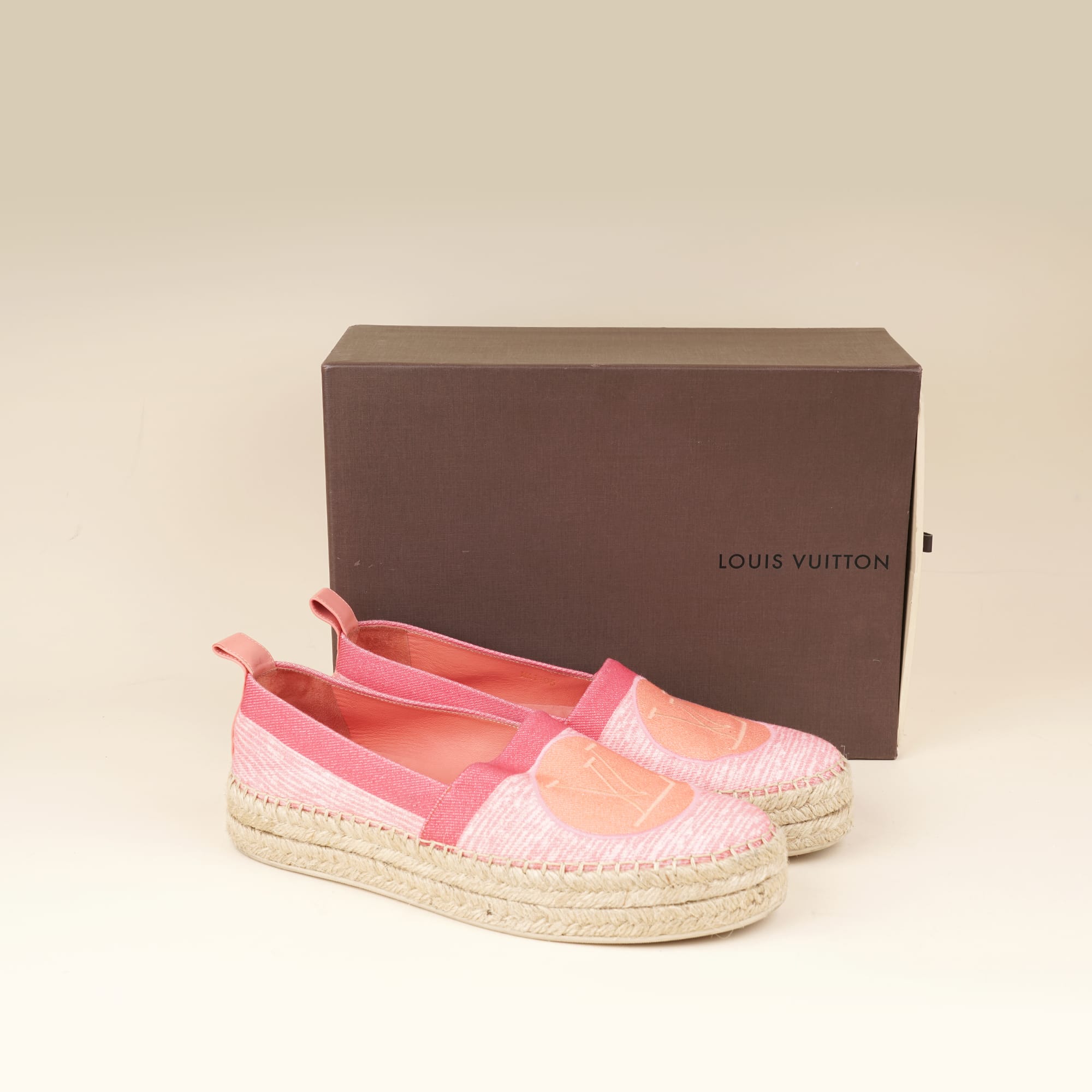 Espadrilles 39.5 - LOUIS VUITTON - Affordable Luxury image