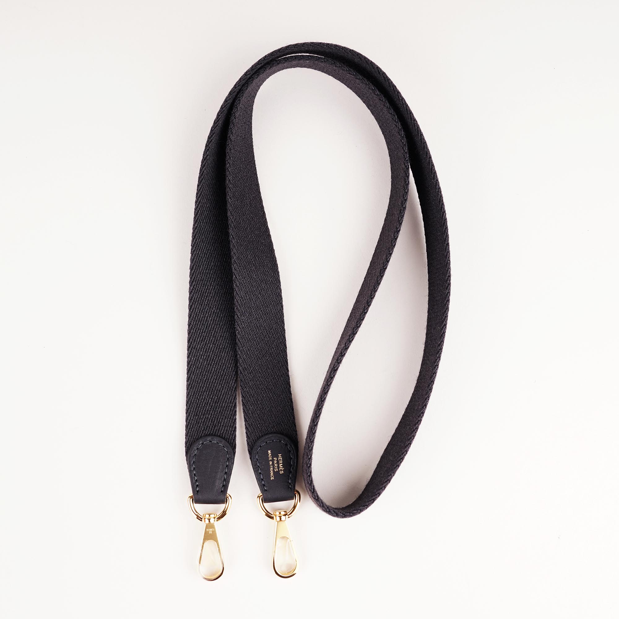 Evelyne 16 Amazone Shoulder Bag - HERMÈS - Affordable Luxury image