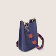 Evelyne 16 TPM Shoulder Bag - HERMÈS - Affordable Luxury thumbnail image