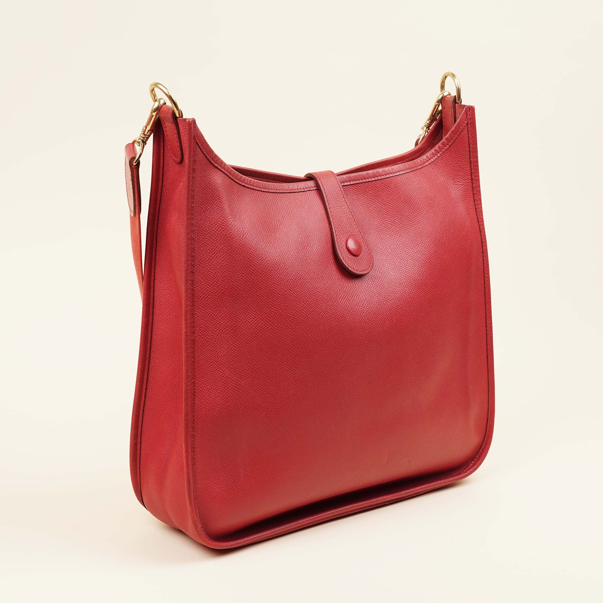 Evelyne III 29 Shoulder Bag - HERMÈS - Affordable Luxury image