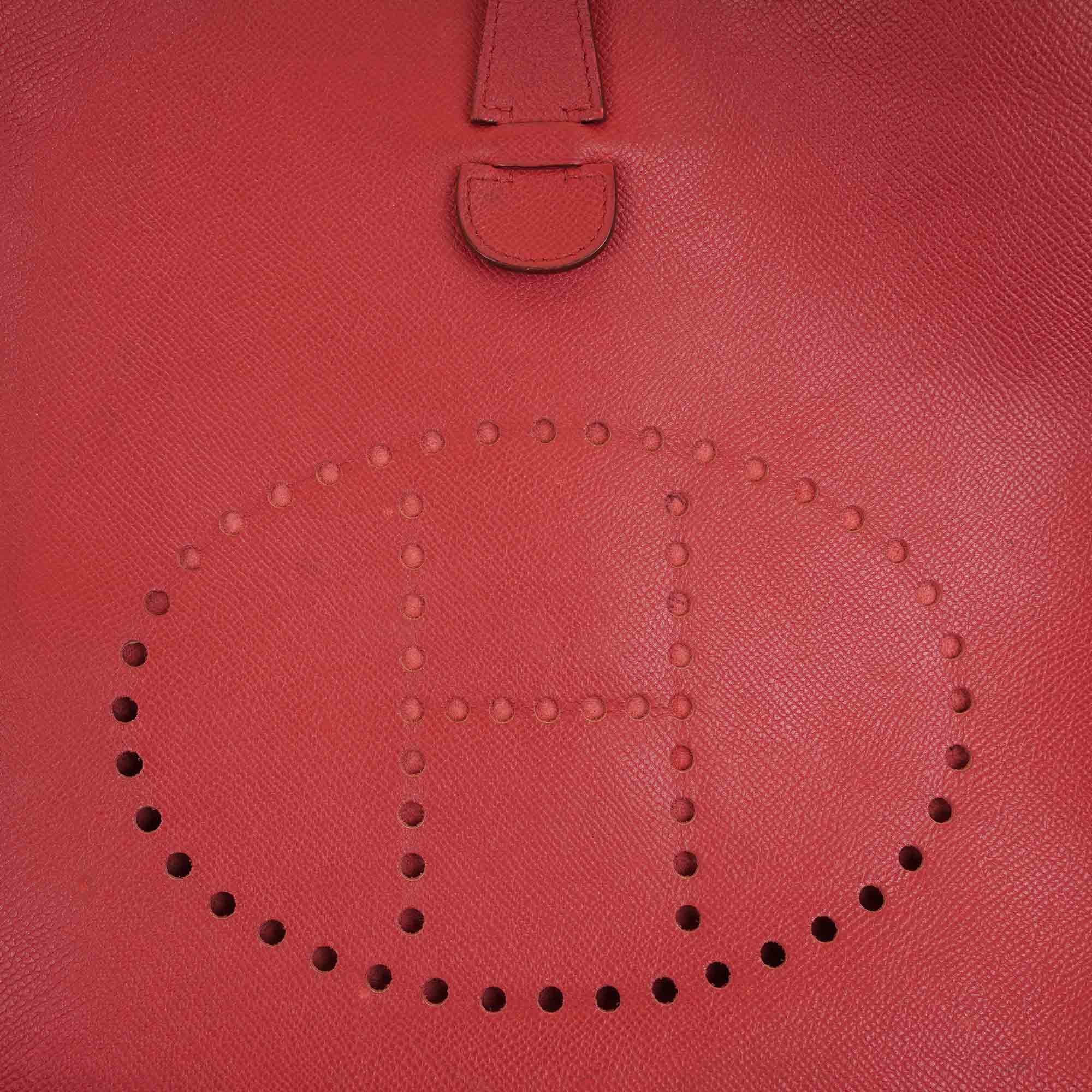 Evelyne III 29 Shoulder Bag - HERMÈS - Affordable Luxury image