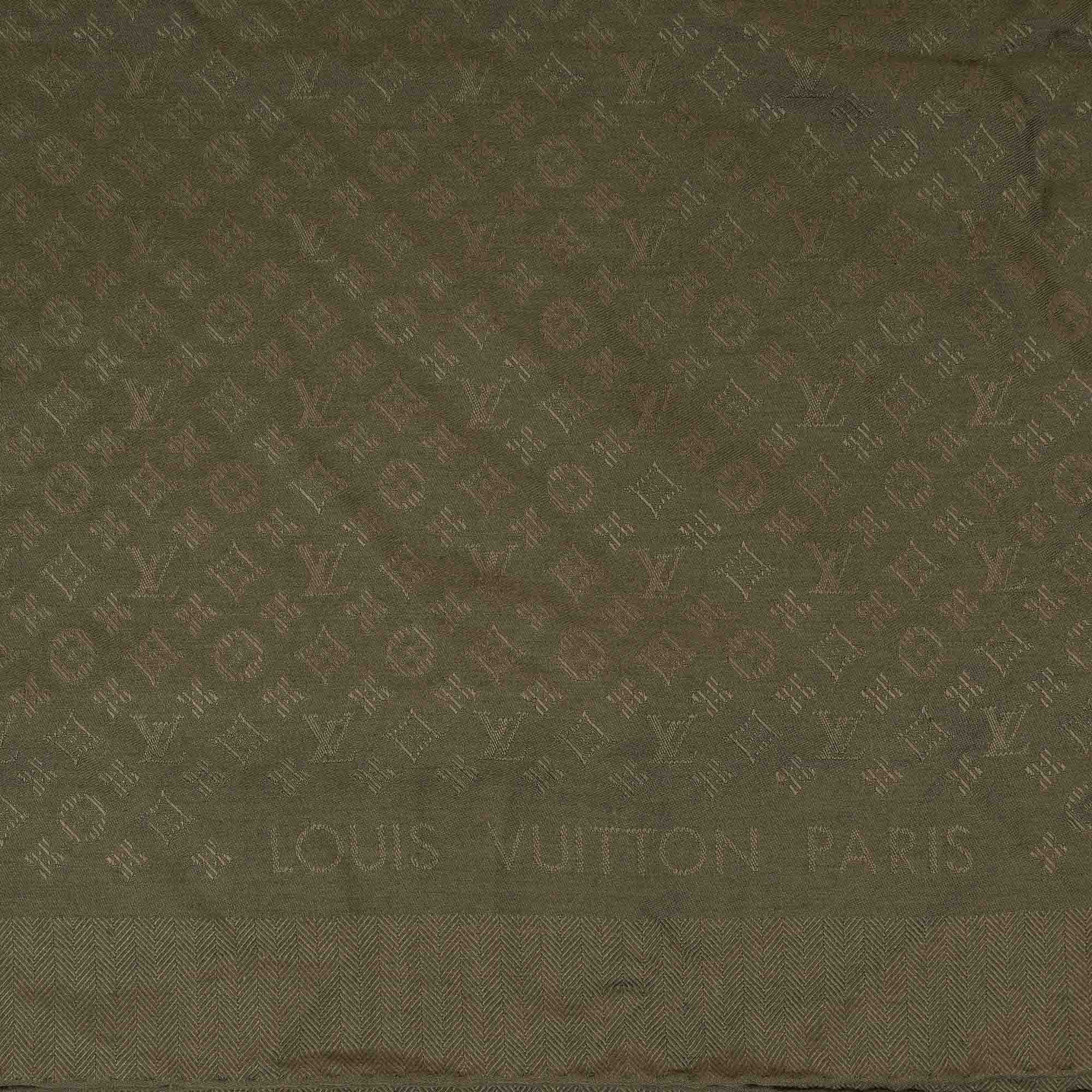 Evermore Shawl - LOUIS VUITTON - Affordable Luxury image