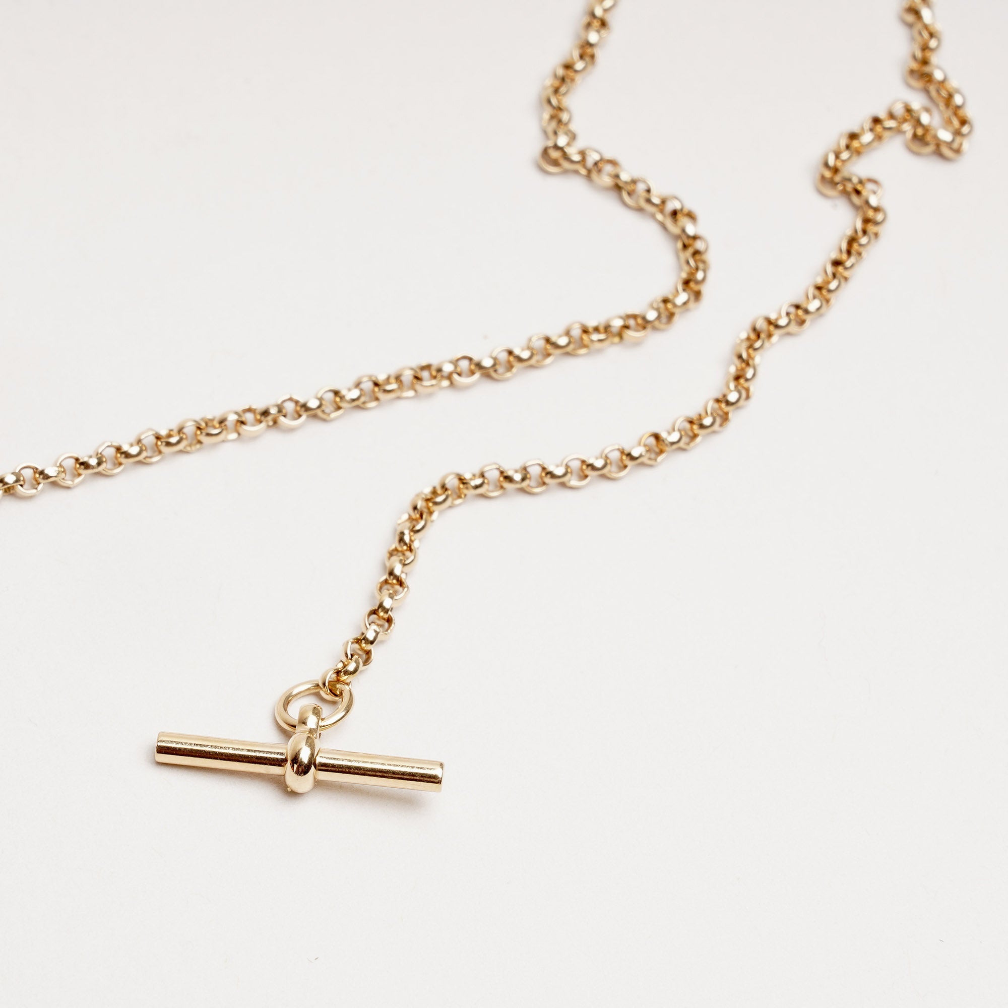 Ex - Libris Pendant Necklace 18k Gold - HERMÈS - Affordable Luxury image