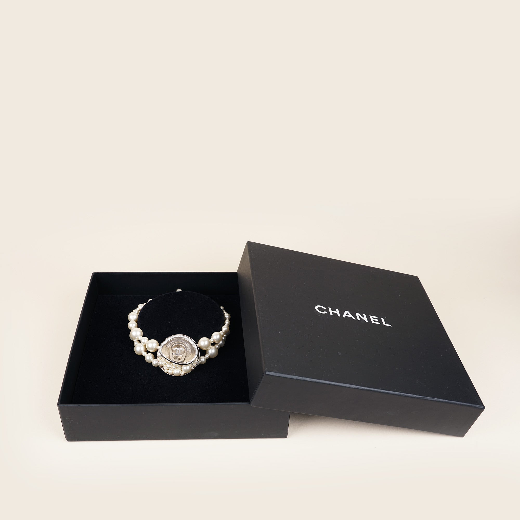 Faux Pearl & Crystal Soup Can Choker Necklace - CHANEL - Affordable Luxury image