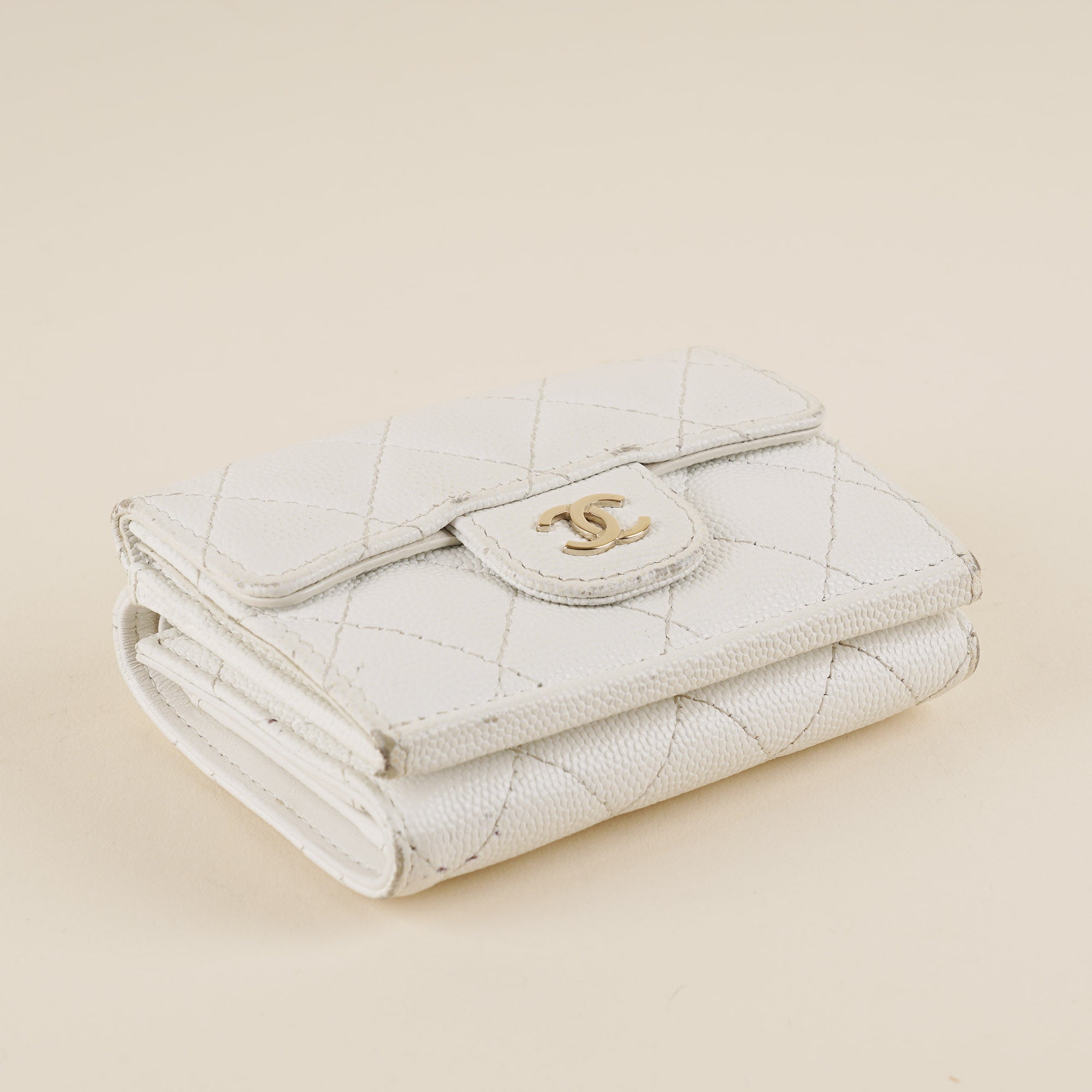 Flap Coin Wallet - CHANEL - Affordable Luxury image